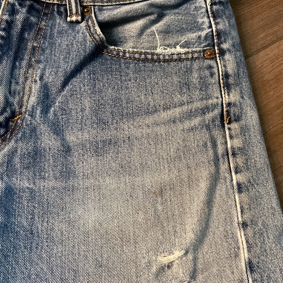 Levis Vintage 505's DIY cutoffs - Picture 4 of 12